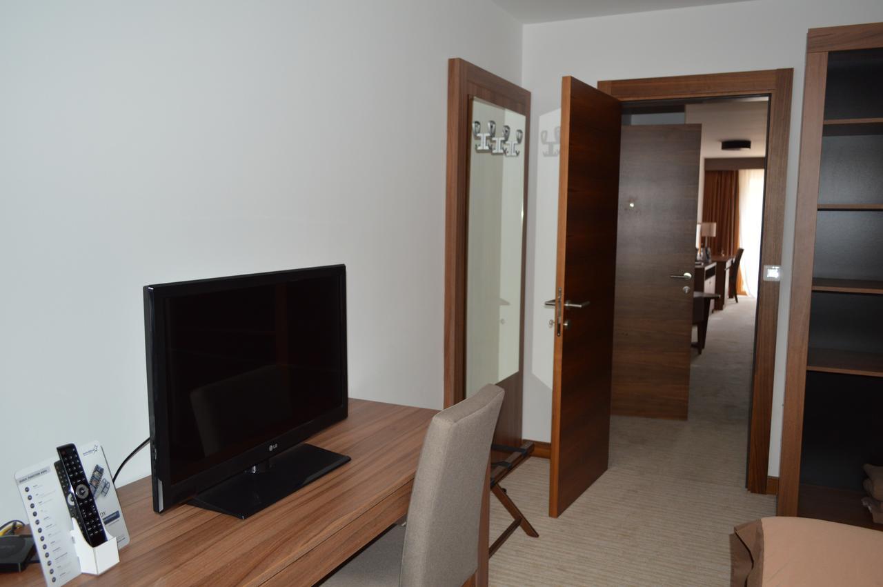 Apartments B&P Яхорина Екстериор снимка