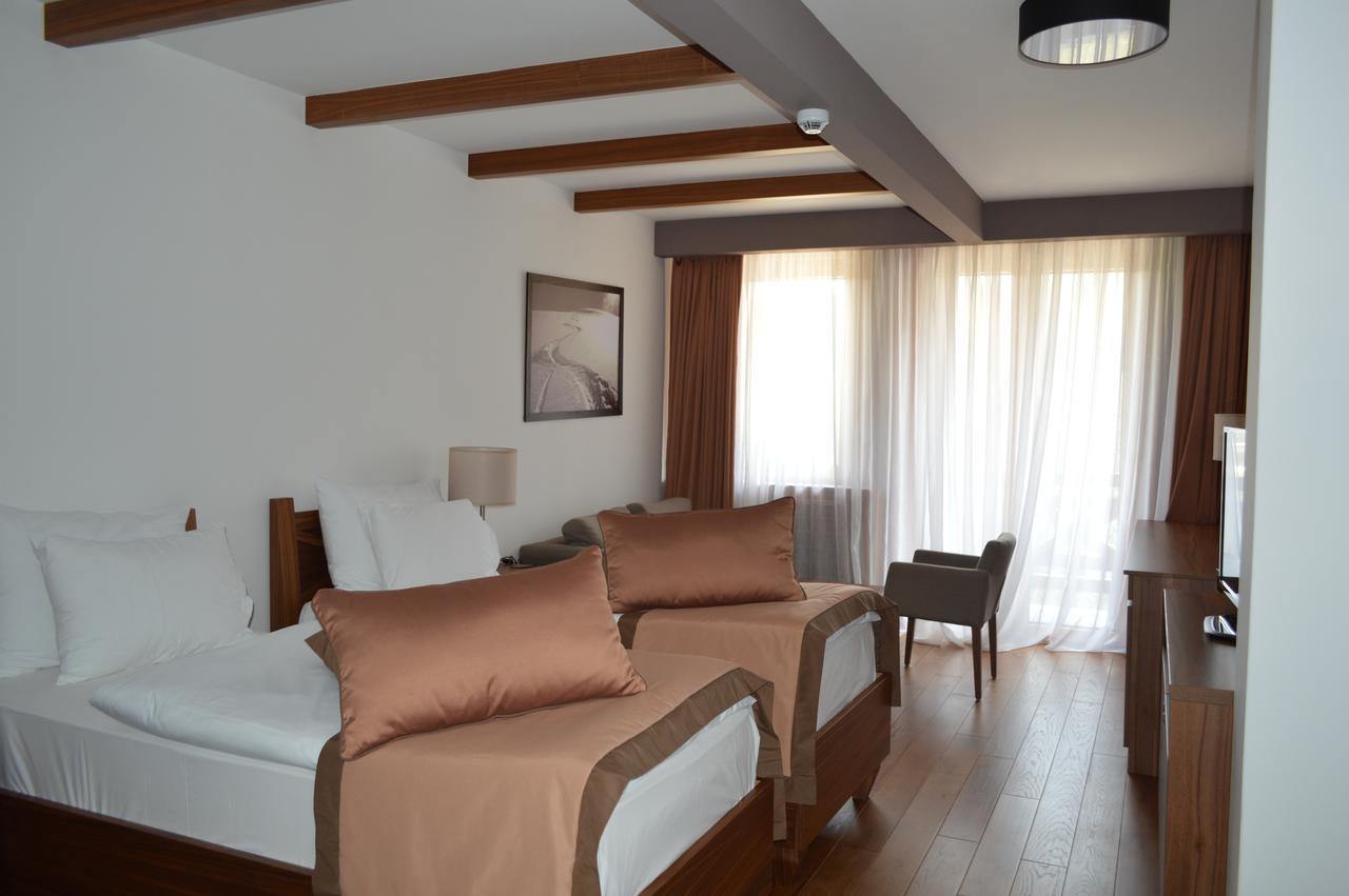Apartments B&P Яхорина Екстериор снимка